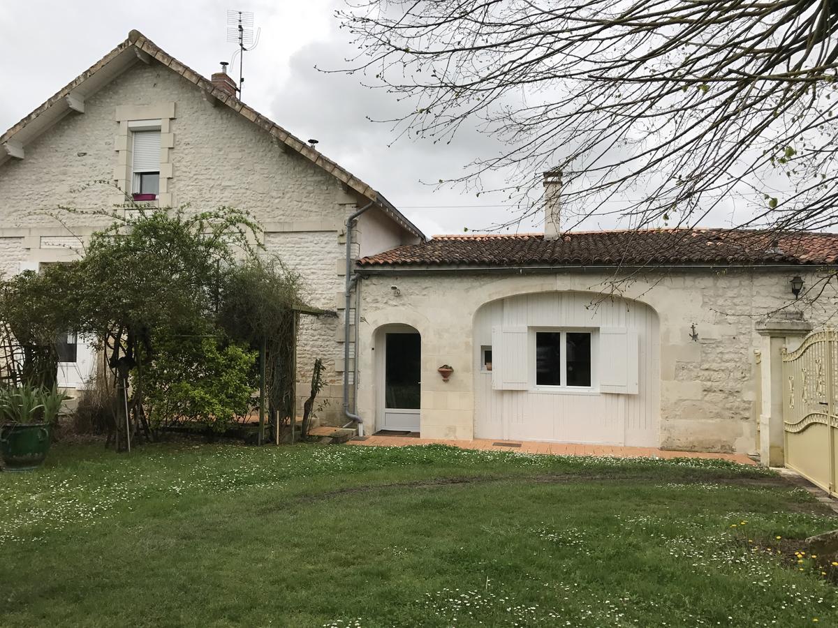 B&B Le Chant Des Tourterelles - Mr Guieau Epargnes Exterior photo